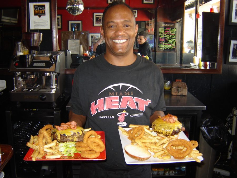 Rod with 2 Doomsday Burgers at Kingdom