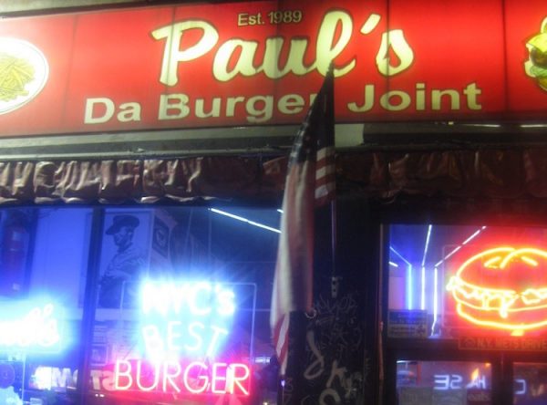 Paul's Da Burger Joint in New York, New York