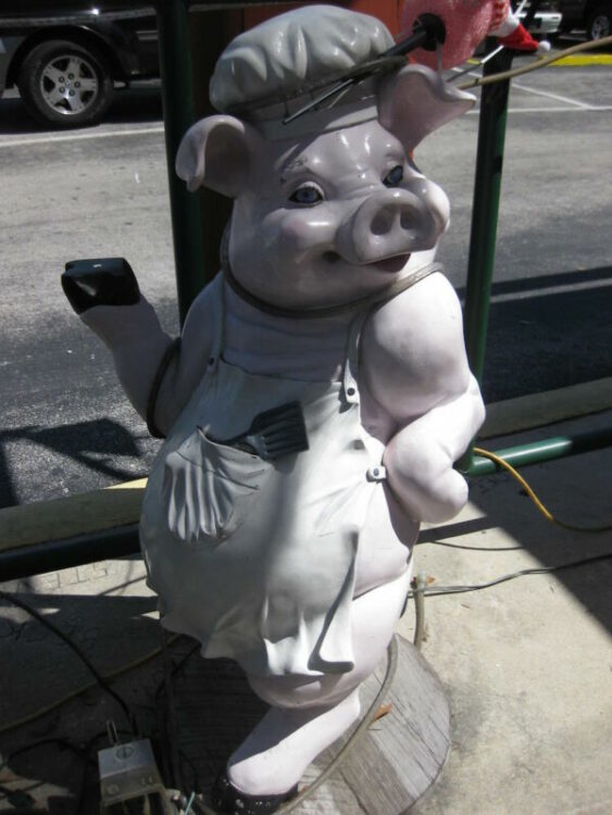 Sassy Pig Statue at Porkie's Original BBQ in Apopka, Florida