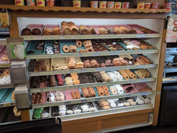 Dandee Donuts Factory Display