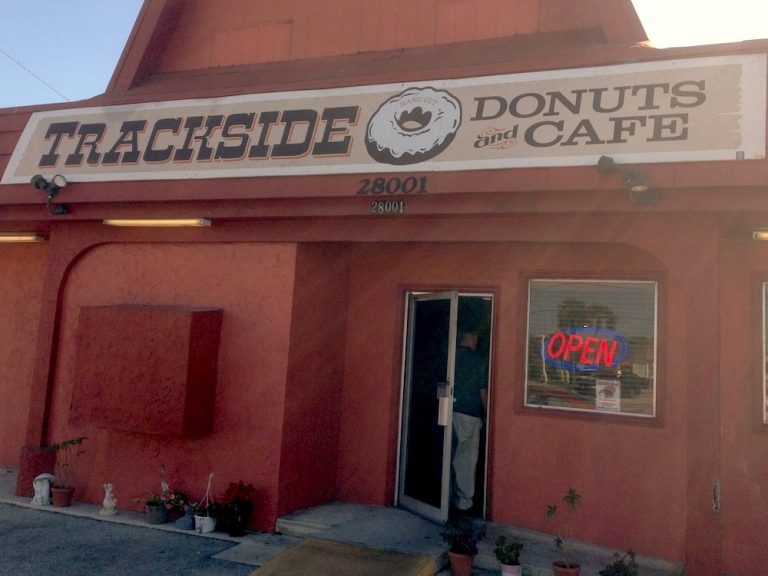 Trackside Donuts & Cafe in Bonita Springs