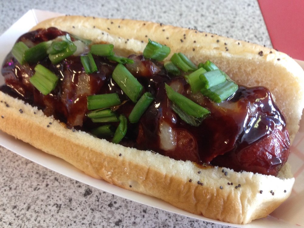Hotdog Opolis The Peking Jumbo Dog