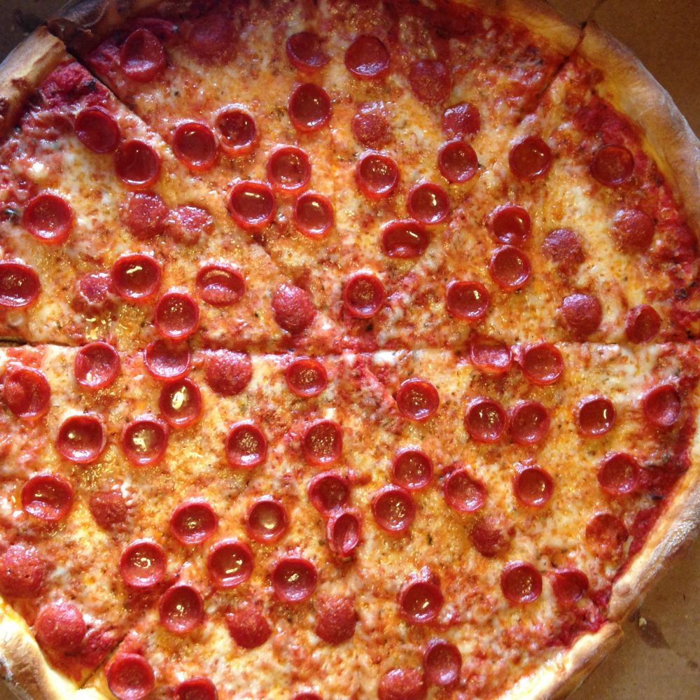 Pizza Johny's Pepperoni Pizza