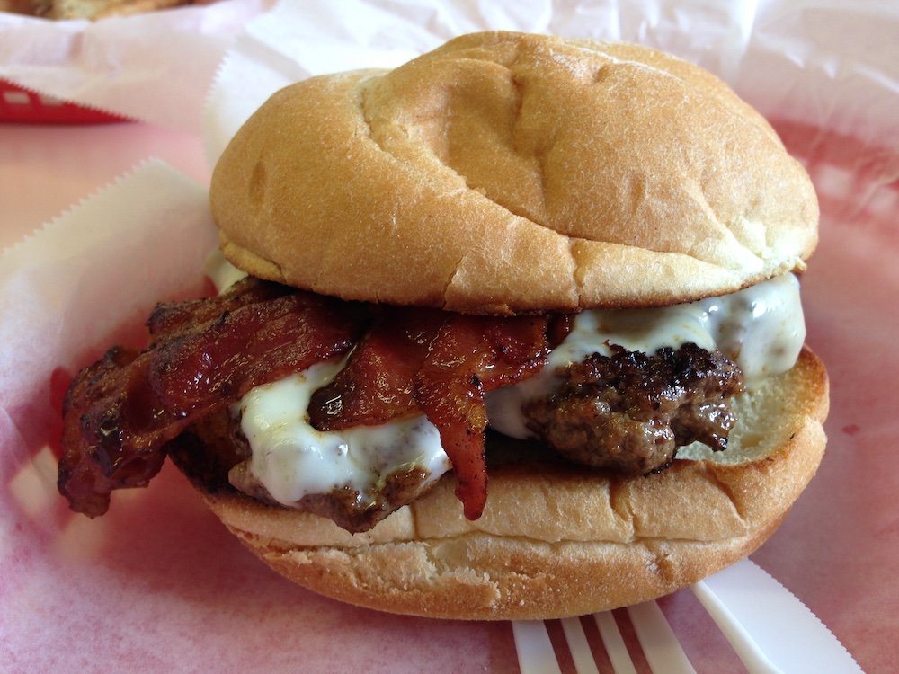 6 oz. Bacon Cheeseburger from Mutt's on 13th St. in St. Cloud, Florida