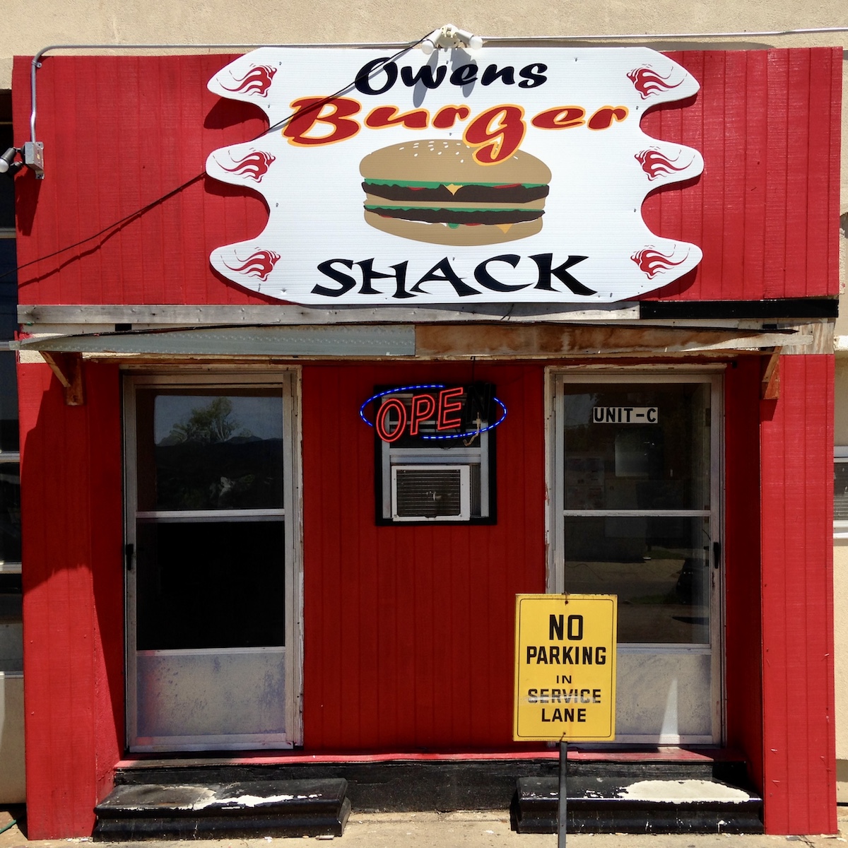 Owens Burger Shack in Clarksdale, Mississippi