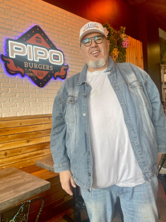 El Pipo Ramirez at Pipo Burgers in Doral, Florida