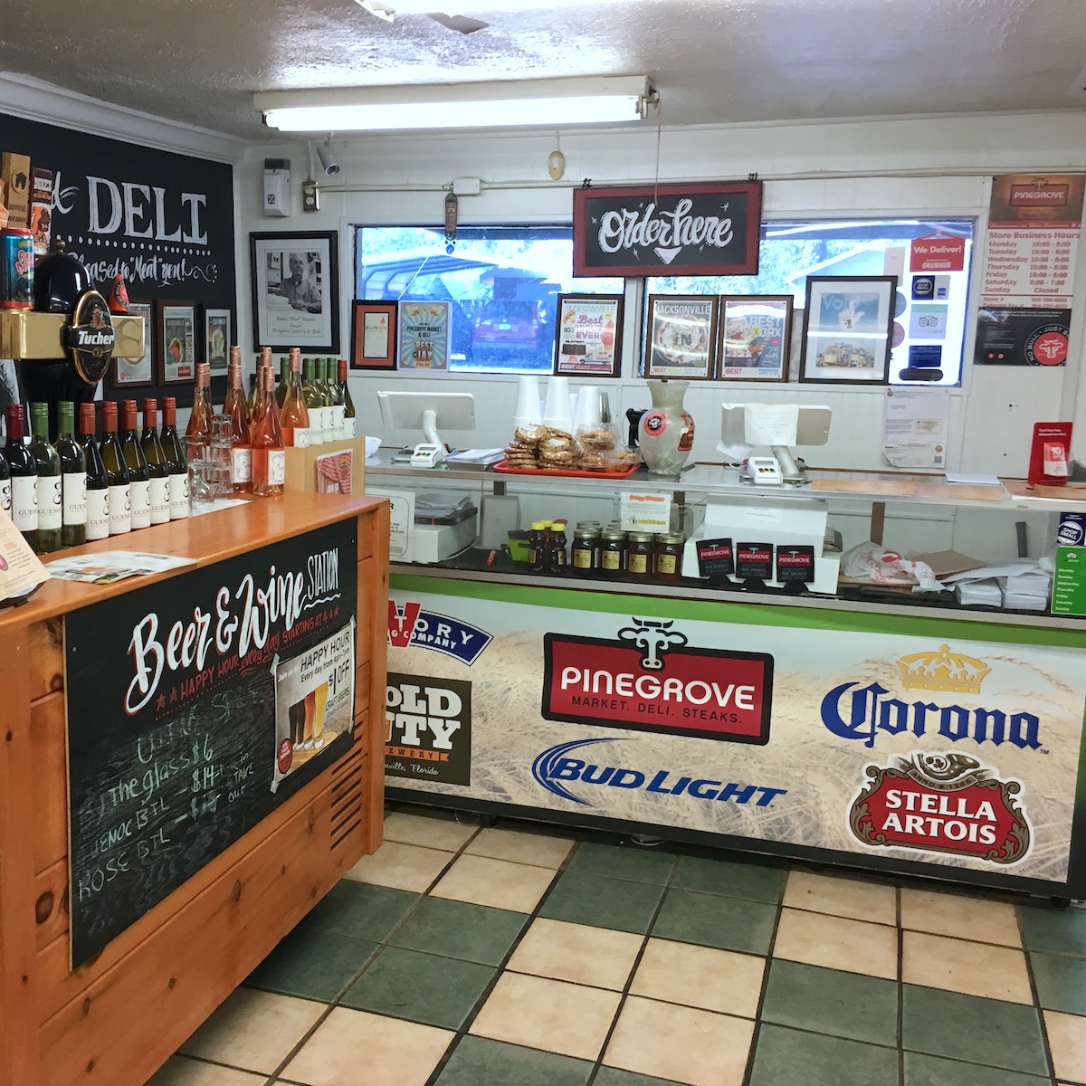 Counter at Pinegrove Market and Deli in Jacksonville, Florida