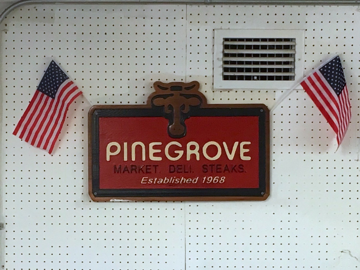 Pinegrove Market and Deli Sign inside Jacksonville, Florida