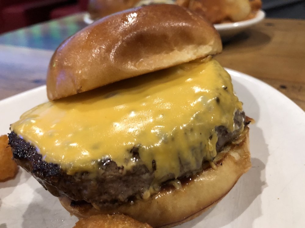 Brooks Burgers Cheeseburger