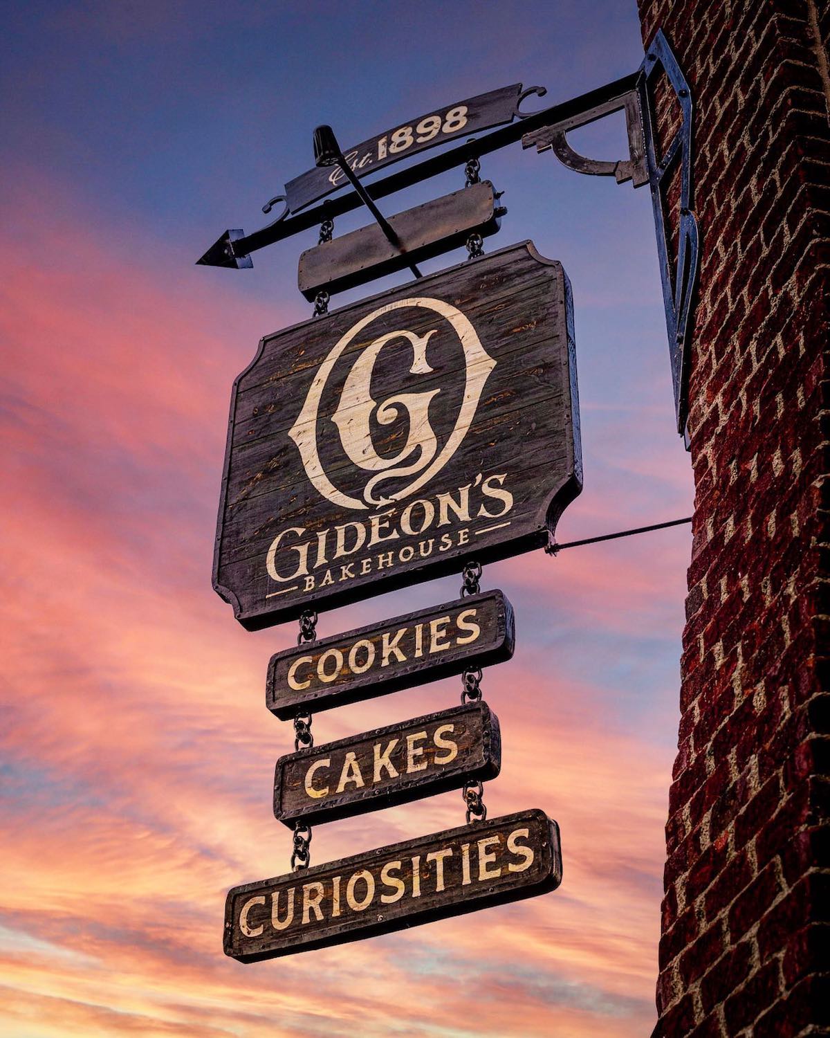 Gideon's Bakehouse Hanging Sign