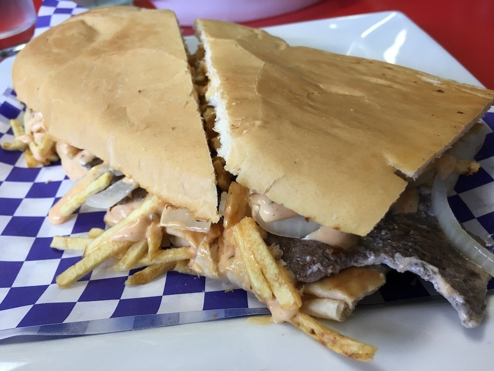 Odaly's Delight Cafe Pan con Bistec - Westchester, Florida