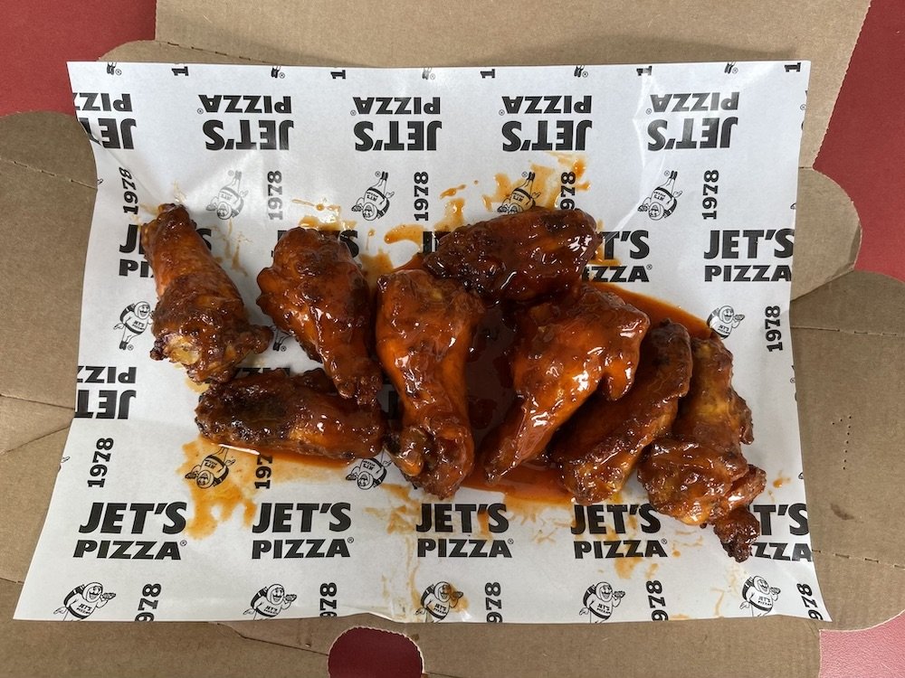 Jet's Pizza Hot Chicken Wings