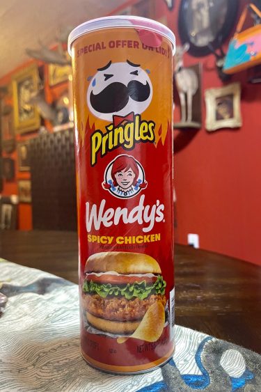 How are the Wendy's Spicy Chicken Pringles Chips? • The Burger Beast