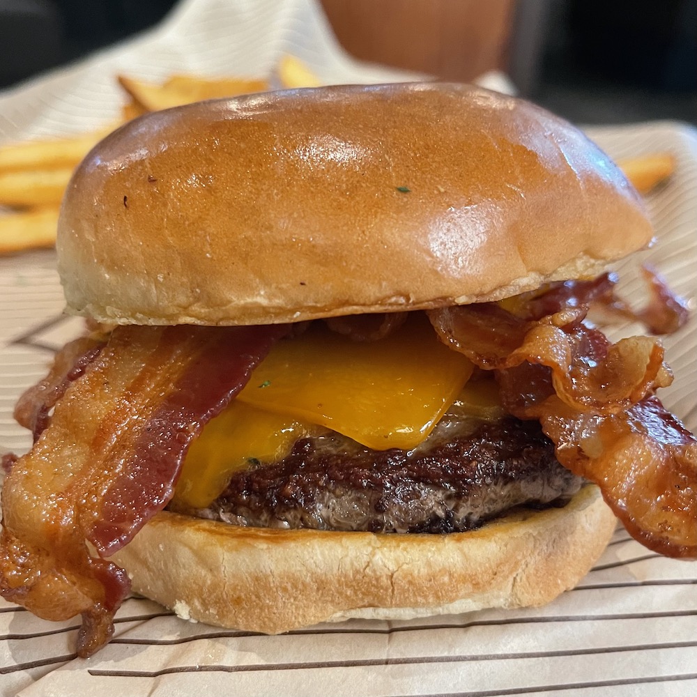 Cheddar's Bacon Cheeseburger in Miami, Florida