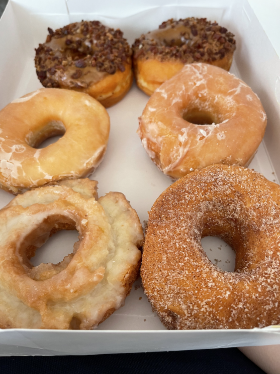 Half a Dozen Donuts from Donut King in Minneola, Florida