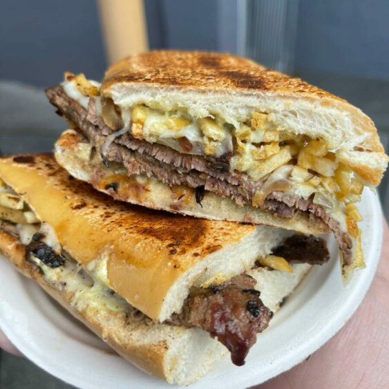 Pan con Bistec from Are U Hungry? Grill Food Truck