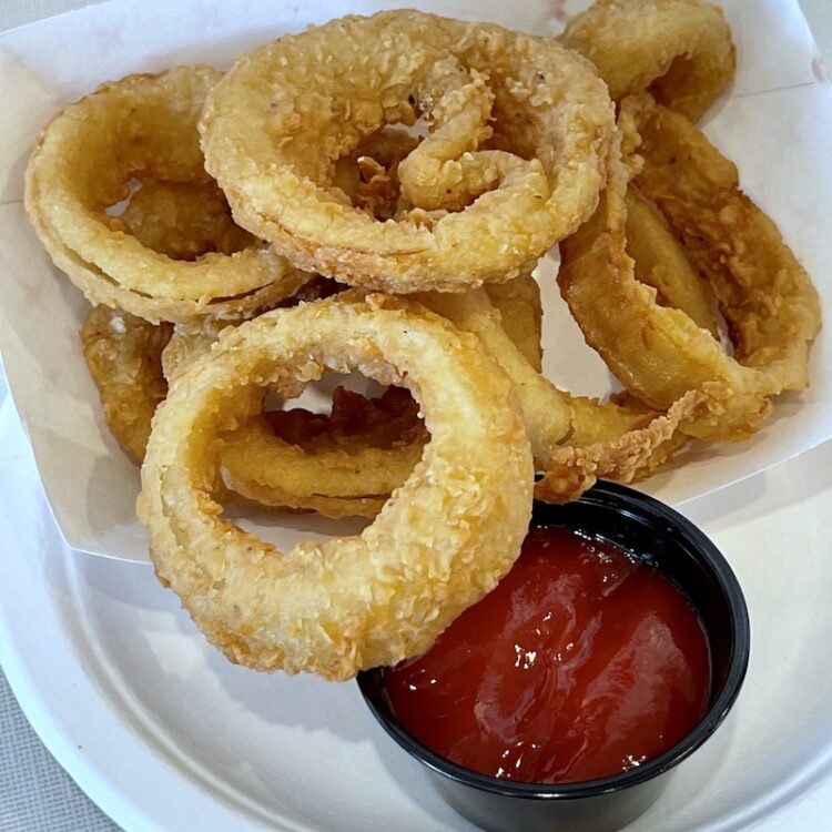 Onion Rings from White Hut in West Springfield, Massachusetts