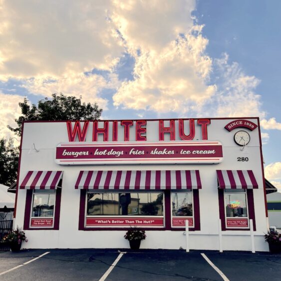 White Hut in West Springfield, Massachusetts