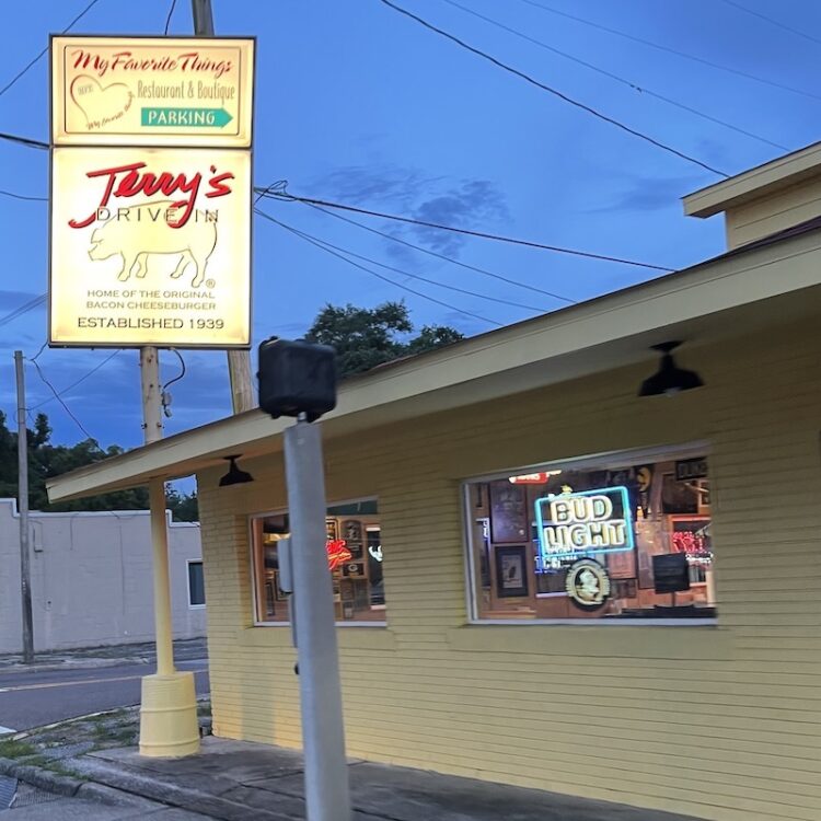 Jerry's Drive In in Pensacola, Florida
