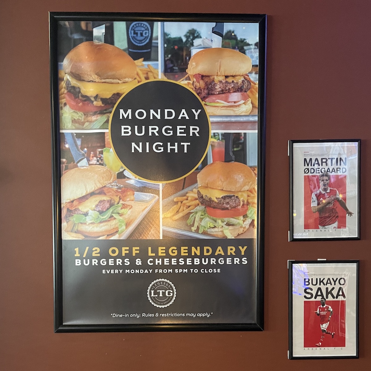 Monday Burger Night at Legends Tavern Grille in Plantation, Florida